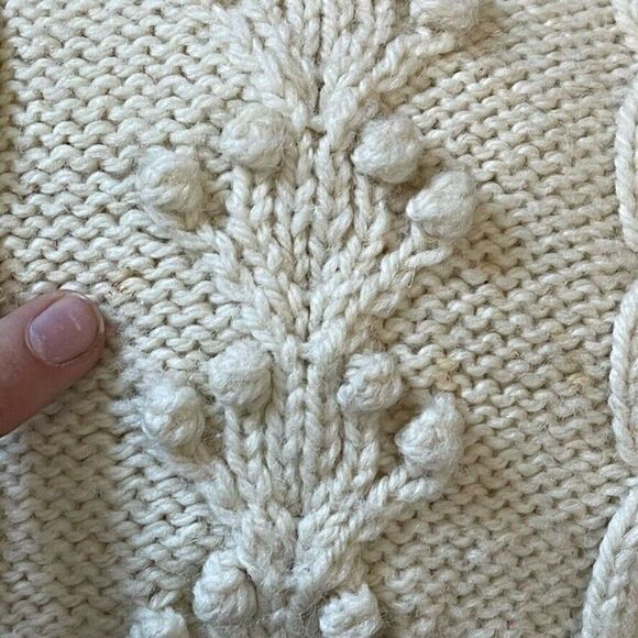 Vintage Hand Knit White Wool Chunky Fisherman Turtleneck Bobble Sweater Sz M - Picture 10 of 10